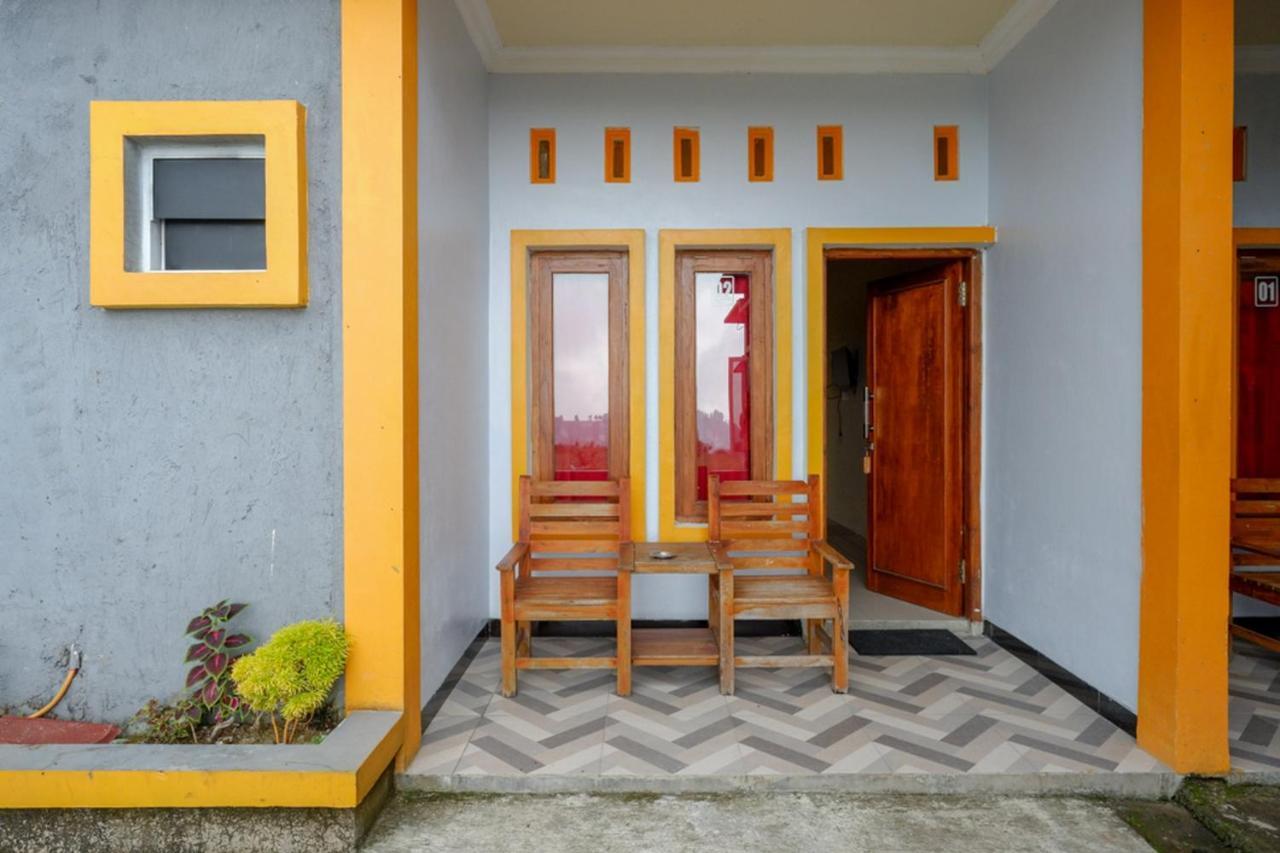 Reddoorz Near Candi Cetho Karanganyar Karanganyar  Dış mekan fotoğraf